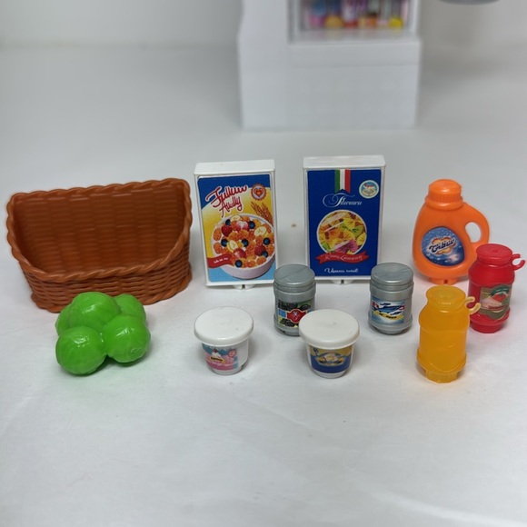 Barbie Supermarket Playset - Picture 11 of 11